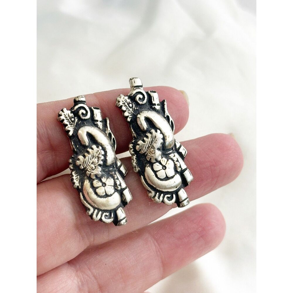 Vintage Silver Tone Cufflinks Flower Leaves Chateaucore